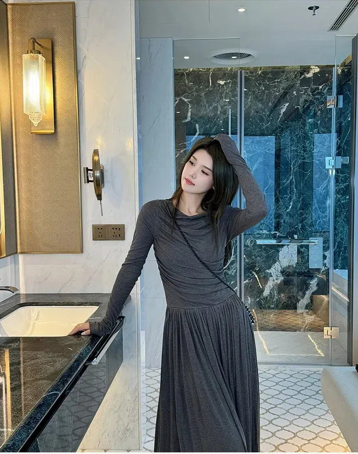 Women Long Sleeved Wrinkle Dress