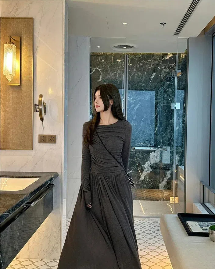 Women Long Sleeved Wrinkle Dress